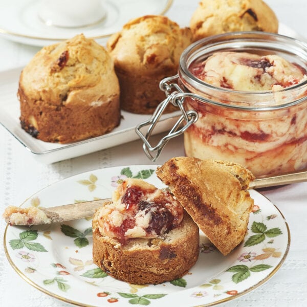 Scones with strawberry ripple cream